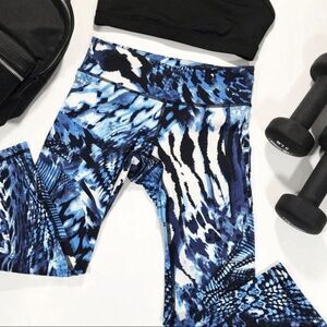 Nualime Brazil Movement Leggings | M